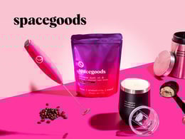 Promotional banner of Spacegoods brand offering discounts